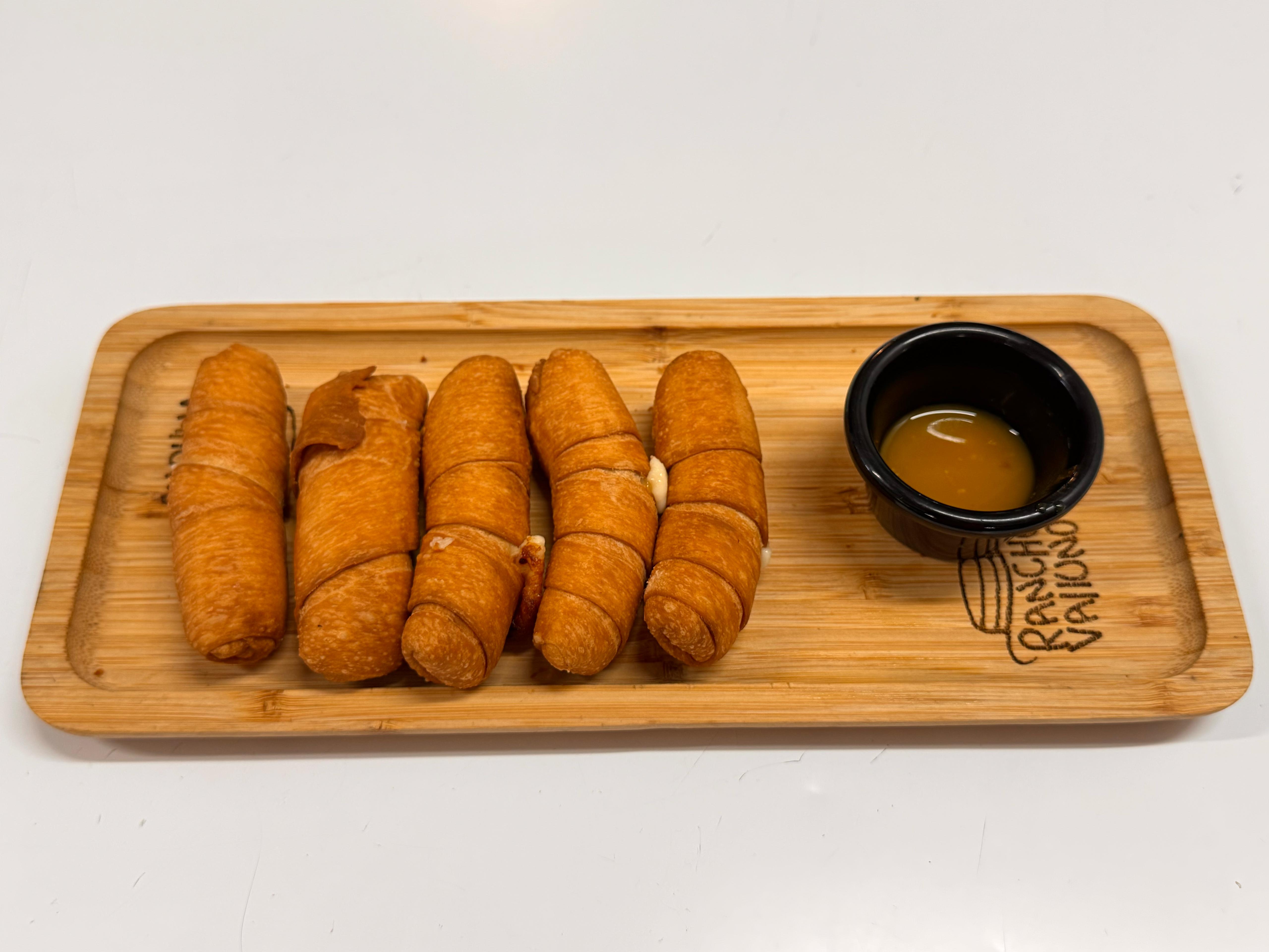 Tequeños de Bocadillo y queso